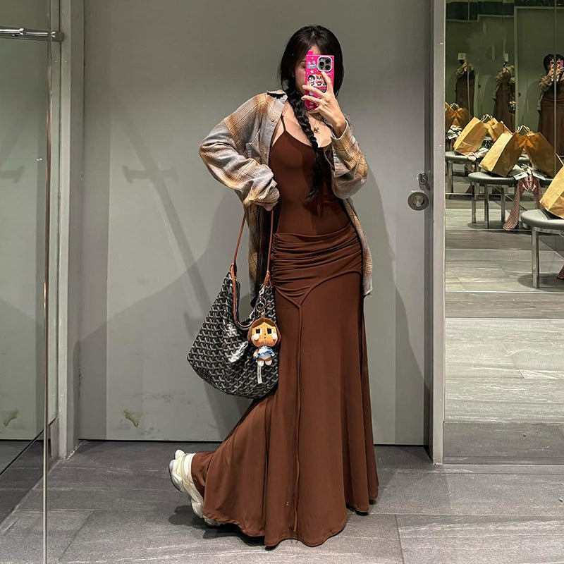 Gerafftes Maxikleid mit Trägern