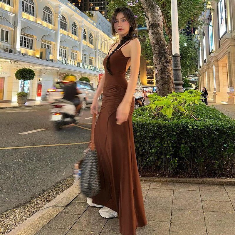 Gerafftes Maxikleid mit Trägern