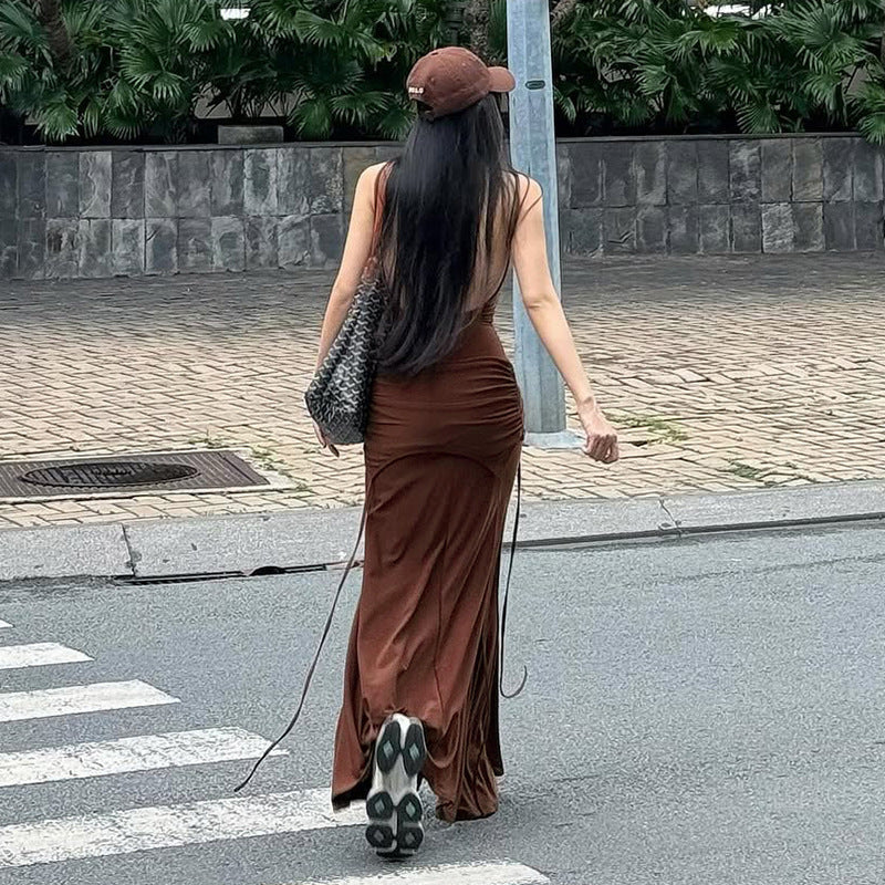 Gerafftes Maxikleid mit Trägern