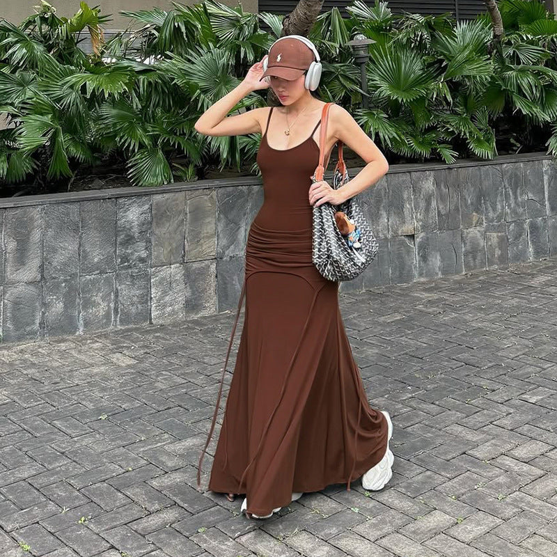 Gerafftes Maxikleid mit Trägern