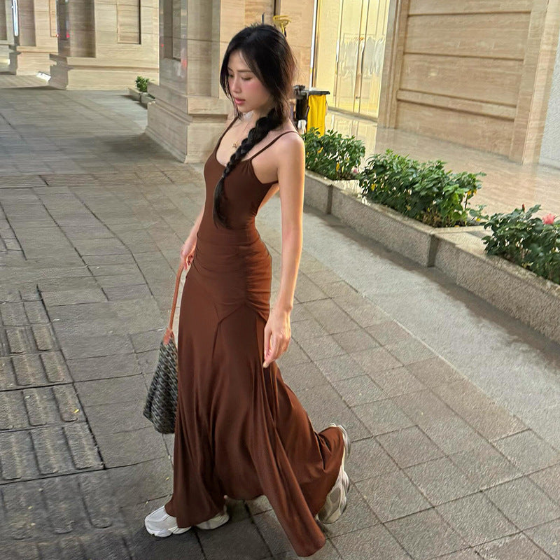 Gerafftes Maxikleid mit Trägern