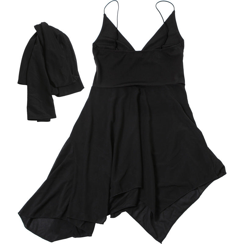 Asymmetrisches Schalkleid in Minilänge